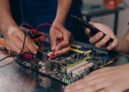 Mobile Phone Repair Near Quincey Road – Fast & Affordable Fixes
