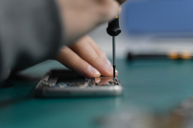 Phone Repair Near Cannons Road | Same-Day Service