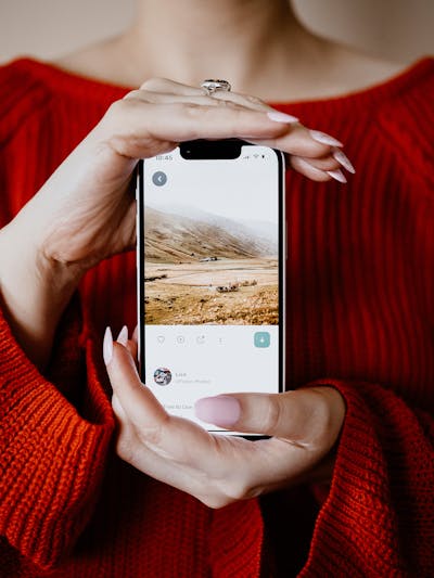 Mobile Phone Repair Near Hertford Road | Fast & Affordable