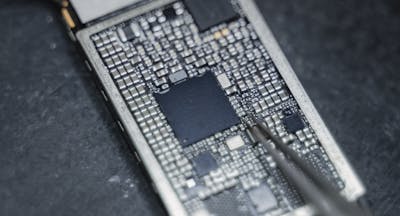 Fast & Affordable Mobile Phone Repair near 2nd Ware Scout Group